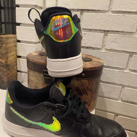 Nike Air Force 1 '07 LV8 Low Black Iridescent Pixel CV1699-002 - Picture 12 of 16